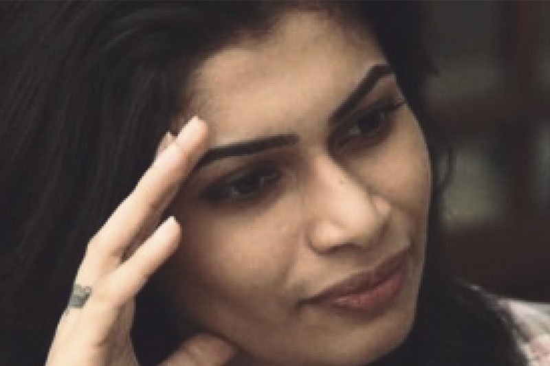අපිත් එක්ක ඉන්න ඔයා පව් හිරු...