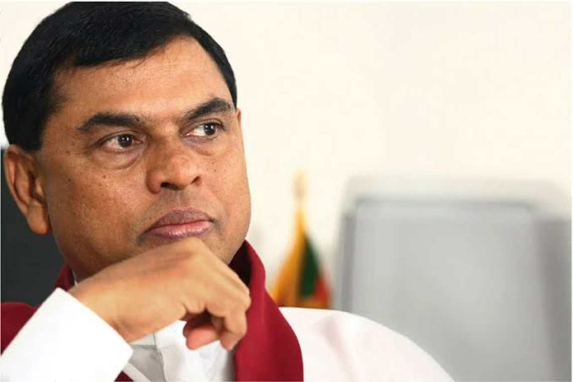 පුටුවෙන් වැටිලා බැසිල්ට අසාධ්‍යයි… මාතර බ්‍රවුන්සිල් නඩුවටත් ඇවත් නෑ…