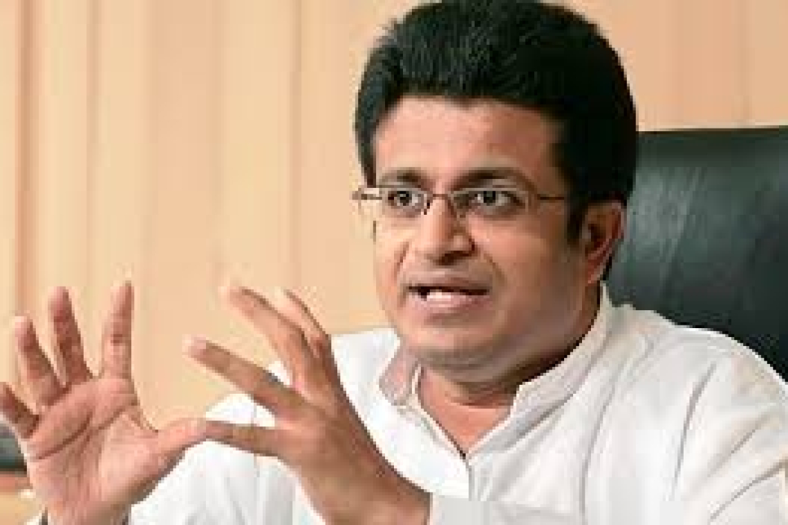 අර්චුනා කියන්නේ ඇත්ත.. තායිලන්තයේ සිට කන්ටේනර් ලංකාවට ආවා.. රේගු සටහන් පෙන්නමින් උදය ගම්මන්පිල එළිදරව් කරයි