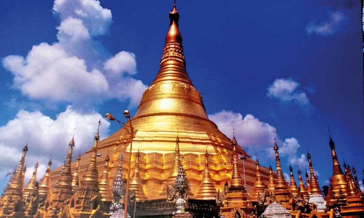  මියන්මාරයේ බෞද්ධ විහාරයකට ගුවන් ප්‍රහාරයක්: ළමුන් ඇතුළු 23ක් මරුට