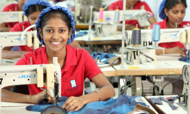  ශ්‍රී ලංකාවේ ඇඟලුම් කර්මාන්තයේ අනතුරේ ....සියලු ඇනයුම් ඉන්දියාව බංගලදේශයට යන ලකුණු