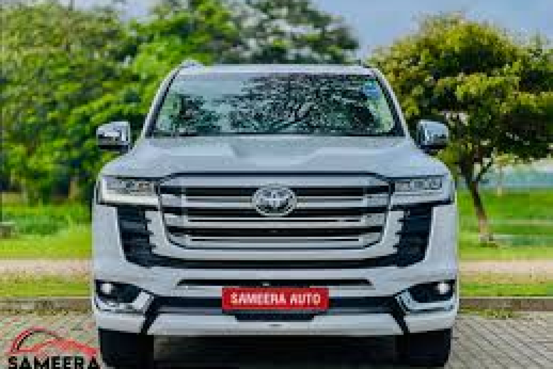 හිටපු ඇමැති රෝහිතගේ දුවයි බෑනයි ආගිය අතක් නෑ...  හොරෙන් ගෙන්වා එකලස් කළ වාහනයක් ජගත් විතානගේ පුත්‍රයාට විකුණලා වලානෙන් කළුතර පීරයි