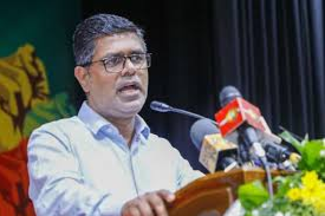 පාස්කු ප්රහාරය ගැන සාධාරණ පරීක්ෂණයක් අවශ්ය නම් නියෝජ්ය ආරක්ෂක අමාත්යවරයා එම ධූරයෙන් ඉවත් කළ යුතුයි – මුජිබර් රහුමන්