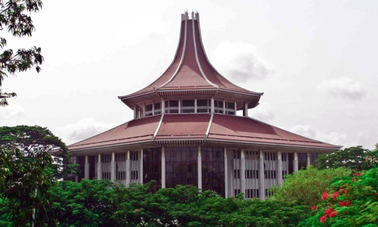 හිටපු ජනපතිවරුන්ගේ හිමිකම කැපීම ගැන දුක කියන්න පොහොට්ටුවේ  ලේකම් උසාවියයි...
