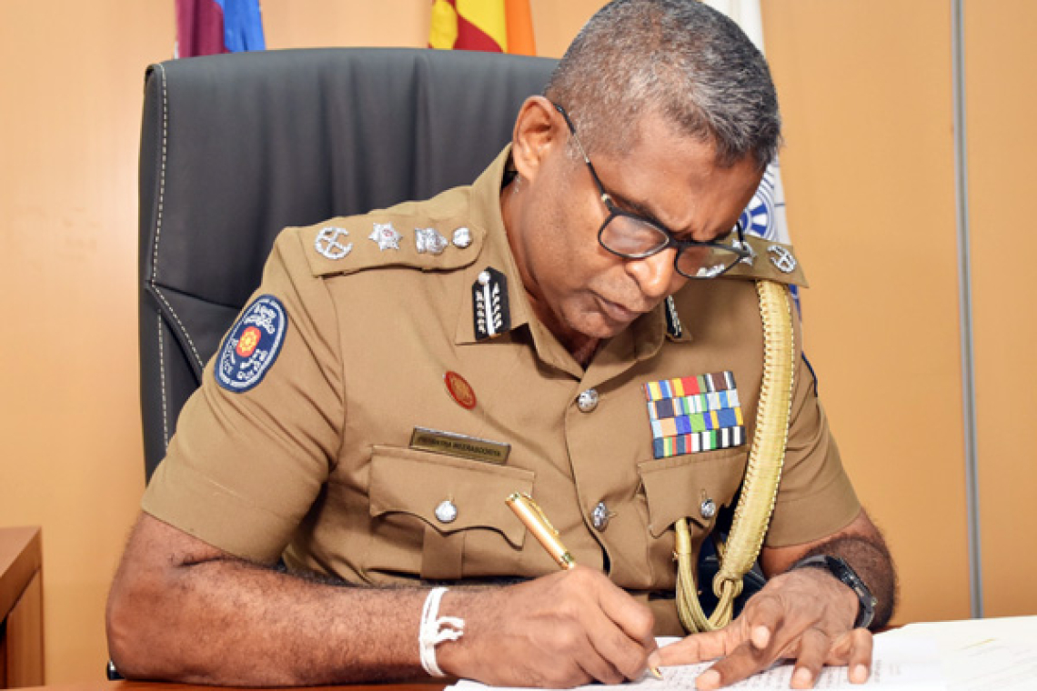 ව්‍යවස්ථාදායක සභාවේ අනුමැතිය..නව පොලිස්පති ප්‍රියන්ත වීරසූරිය