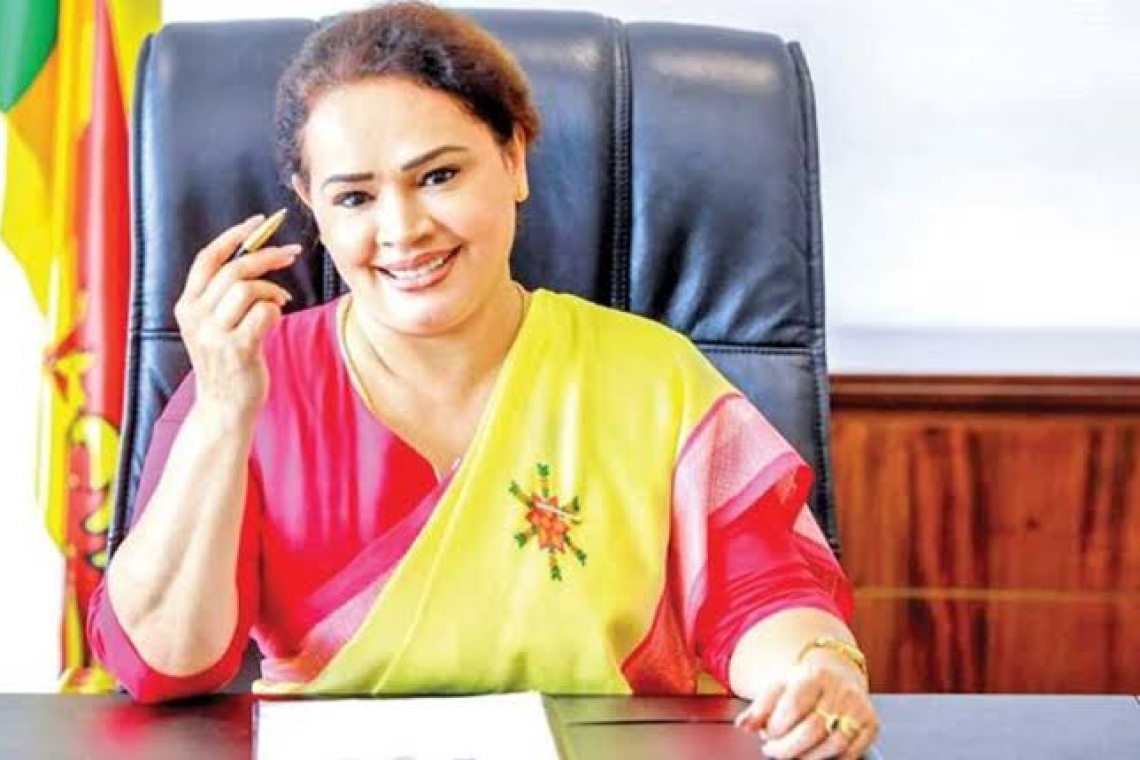 මට හරි සතුටුයි: අද ආණ්ඩුව යන්නේ මගේ පාරේ --ඩයනා
