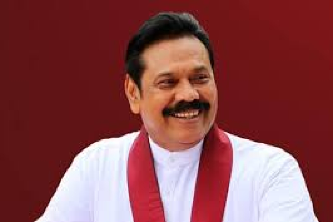 මහින්ද විජේරාම අතැර එලියට බහී.. 