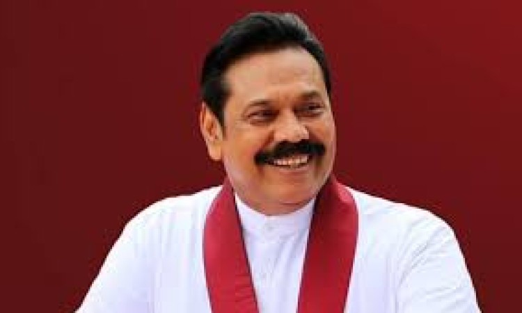 මහින්ද විජේරාම අතැර එලියට බහී.. 