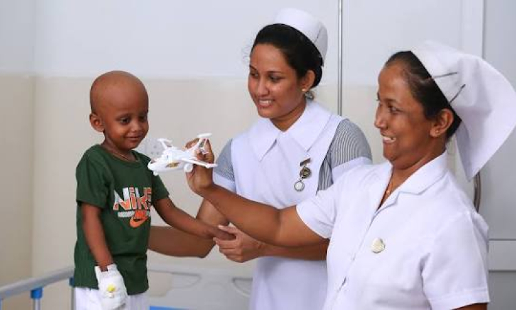 දොස්තරලා නෑ.. අපේක්‍ෂා රෝහලේ ICU එකක් වසා දමයි…