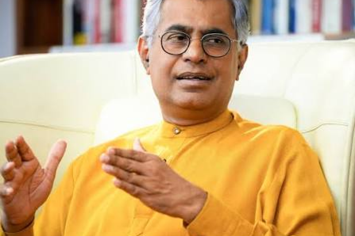  ලංවිම කොටස් කිරීම මුලින්ම යෝජනා කළේ රනිල් වික්‍රමසිංහයි : එදා ඉඳලා ජවිපෙ කළේ ඊට එරෙහිව සටන් කිරීමට කියා කෝටි ගණනක් මුදල් රැස් කිරීමයි ! පාඨලි කියයි