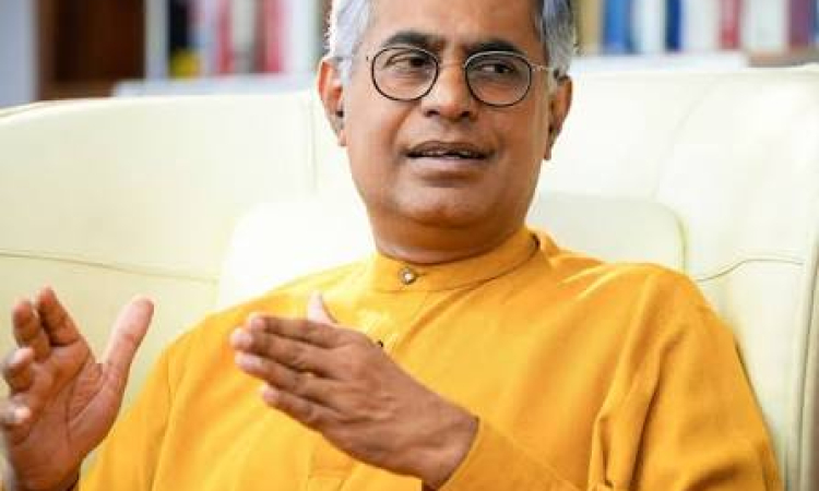  ලංවිම කොටස් කිරීම මුලින්ම යෝජනා කළේ රනිල් වික්‍රමසිංහයි : එදා ඉඳලා ජවිපෙ කළේ ඊට එරෙහිව සටන් කිරීමට කියා කෝටි ගණනක් මුදල් රැස් කිරීමයි ! පාඨලි කියයි