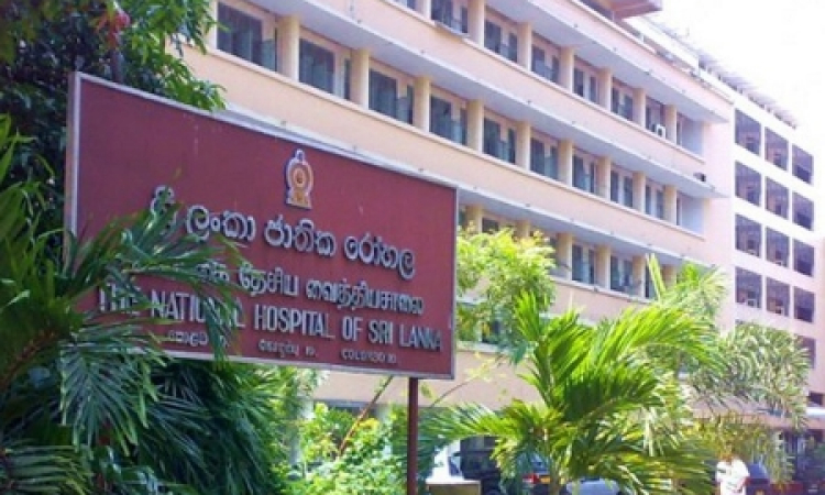  ජාතික රෝහලේ හදිසි අනතුරු අංශයේ AC වසරක් තිස්සේ කැඩිලා