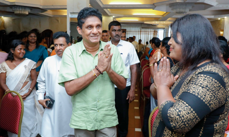 මේ රජය තනිකර විකෘතියට මුල් තැන දෙන නිසා අද බුද්ධ ශාසන අමාත්‍යාංශයත් නෑ. සෙසු ආගම්වලට තිබෙන රාජ්‍ය අමාත්‍යාංශත් නැහැ - විපක්ෂ නායක සජිත් ප්‍රේමදාස 