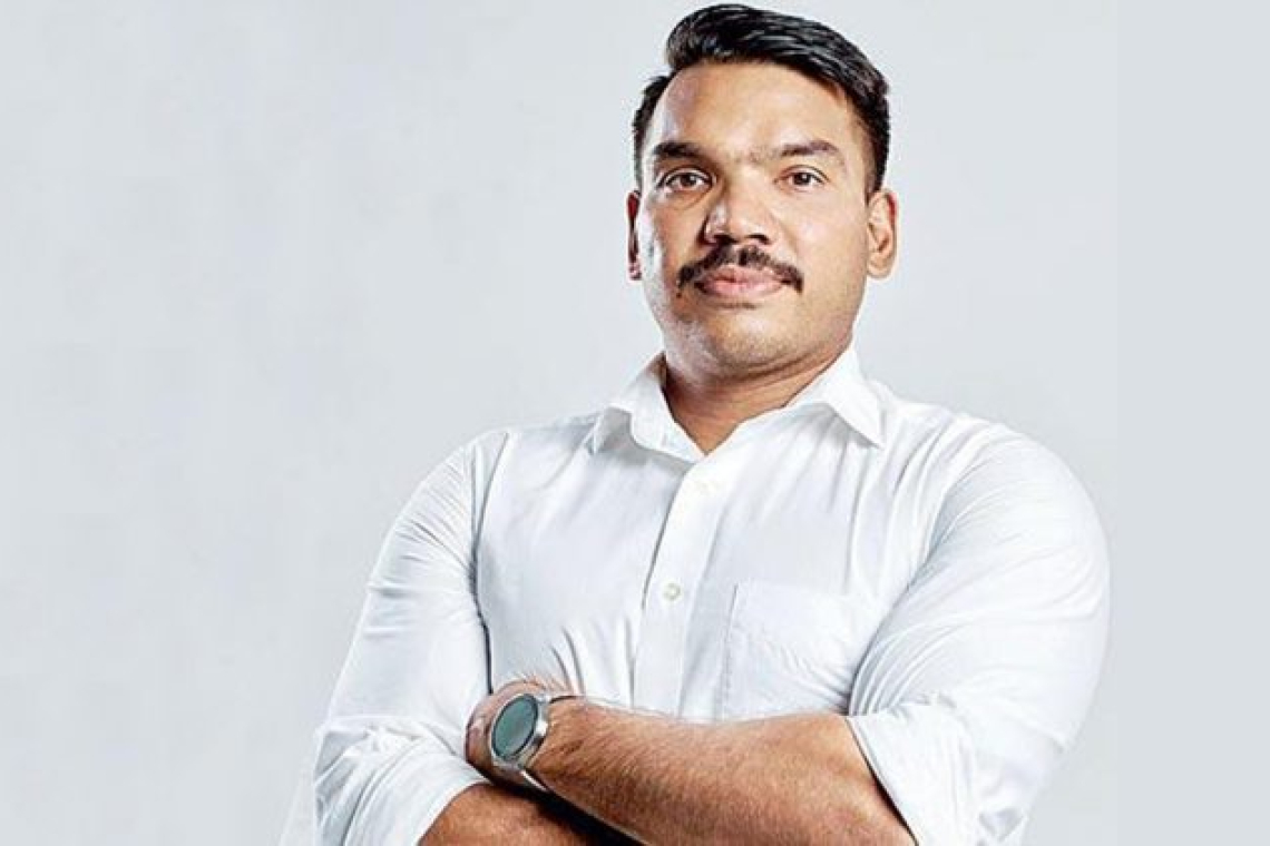 නාමල් රාජපක්ෂ පොලිසියට අනතුරු අඟවයි !