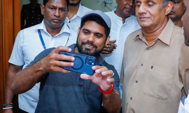 මේ රජයේ Logic එක තමයි වැඩ කිරීමට වඩා පොරොන්දු එකින් එක කඩ කිරීම-සජිත් 