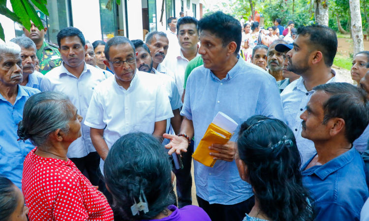 ආණ්ඩුව මාධ්‍ය නිදහස නැති කරමින් පොලිස් රාජ්‍යයක් කරා යනවා – විපක්‍ෂ නායක සජිත් ප්‍රේමදාස චෝදනා කරයි
