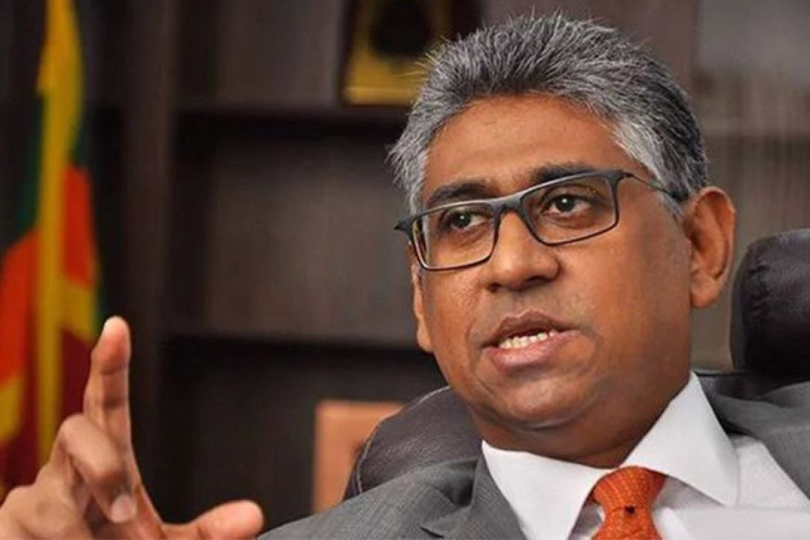 පාර්ලිමේන්තු මන්ත්‍රී, ජනාධිපති නීතිඥ ෆයිසර් මුස්තාපා විසින් පුද්ගලික මන්ත්‍රී යෝජනා දෙකක් අද (05) දින පාර්ලිමේන්තු මහලේකම් කුෂාණි රෝහණදීර වෙත නිල වශයෙන් භාර දෙන ලදී.