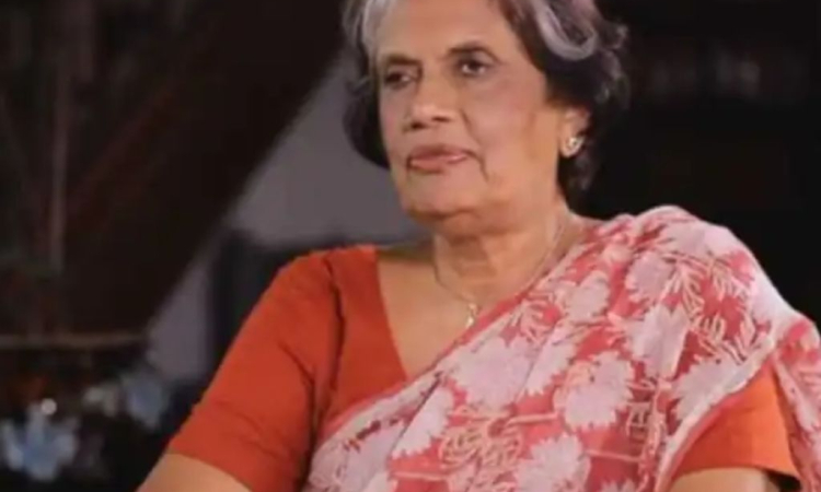 වෘත්තීමය රාජ්‍ය සේවයේ බිඳවැටීම ගැන චන්ද්‍රිකා දැඩි කණස්සල්ලෙන්