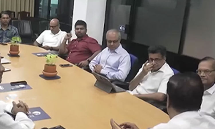 ඒකාබද්ධ විපක්ෂය සහ ශ්‍රී ලංකා නිදහස් පක්ෂය අතර තීරණාත්මක හමුවක් අද පක්ෂ මූලස්ථානයේදී