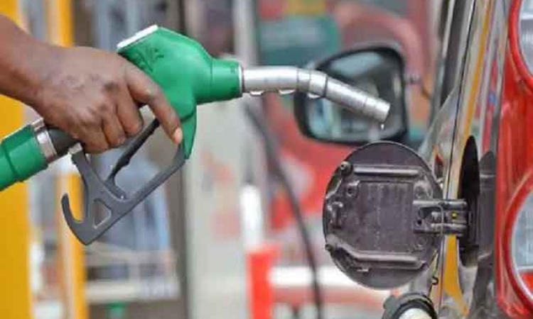 රට තුළ ඉන්ධන ප්‍රමාණවත් වන දින ගැන බලශක්ති ඇමතිගෙන් හෙළිදරව්වක්