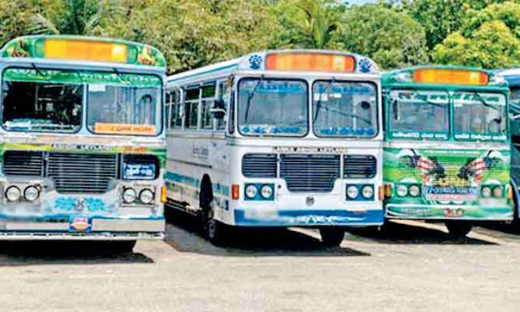 පුද්ගලික බස් රථ ධාවනය නවතී