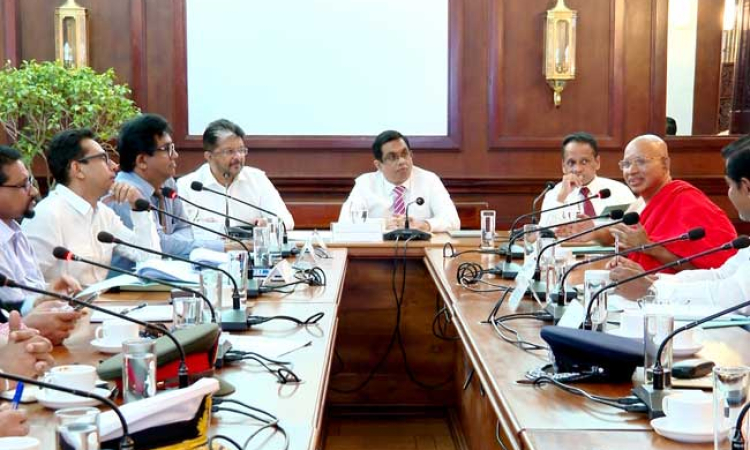 සාම පාගමනට රාජ්‍ය අනුග්‍රහය