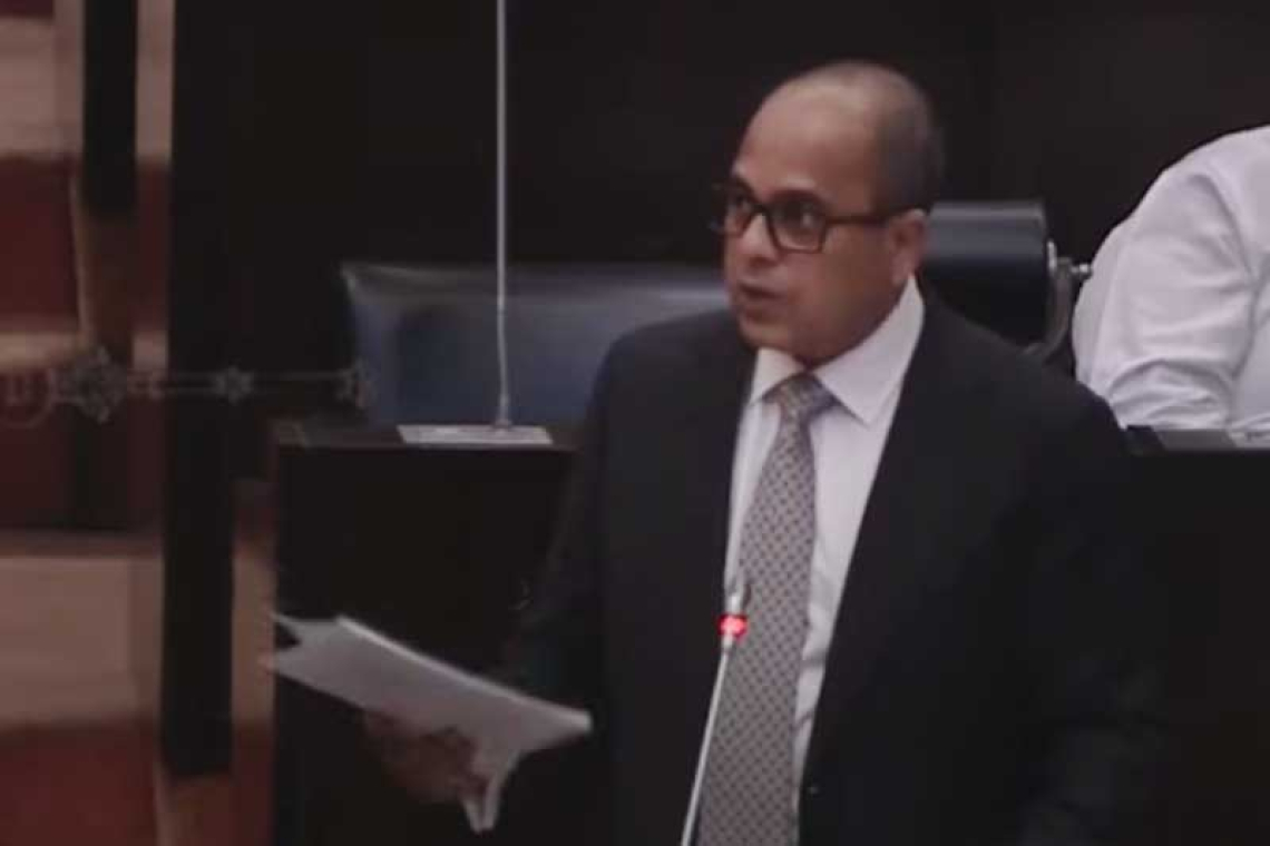 ශ්‍රී ලංකන් සභාපති හදිසියේ ඉවත් ඇයි ?