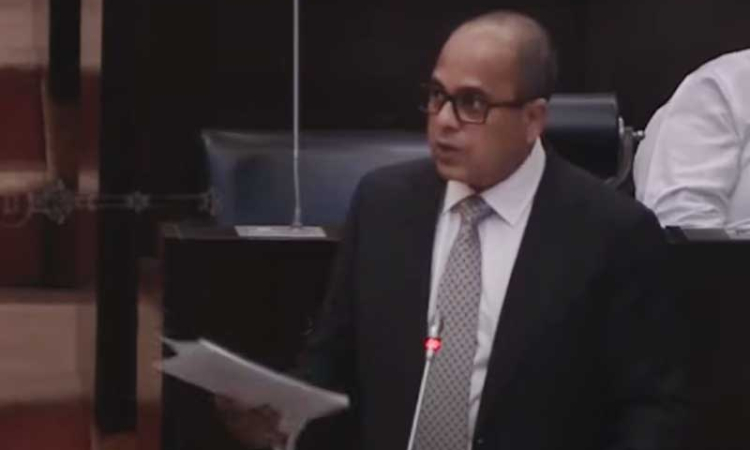 ශ්‍රී ලංකන් සභාපති හදිසියේ ඉවත් ඇයි ?