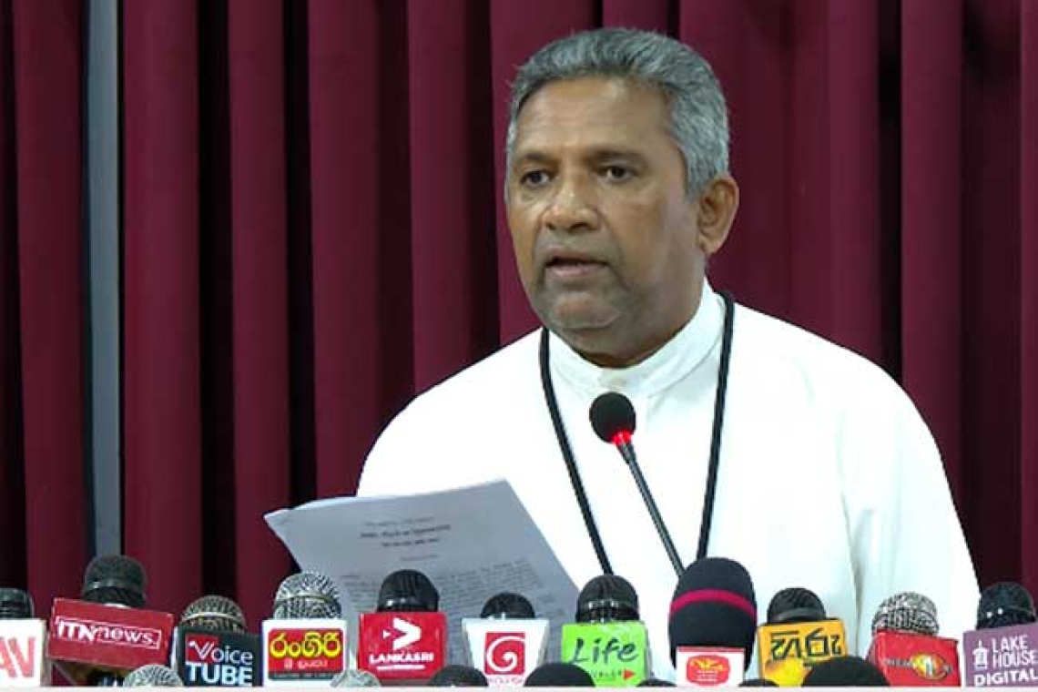 පාස්කු ප්‍රහාරයේ විමර්ශන සාධාරණව සිදුකිරීම සඳහා ආරක්ෂක නි.ඇමතිව ඉවත් කරන්නැයි ඉල්ලයි