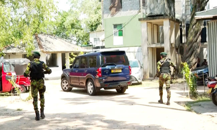 සුරේෂ් සලේ අධිකරණයට