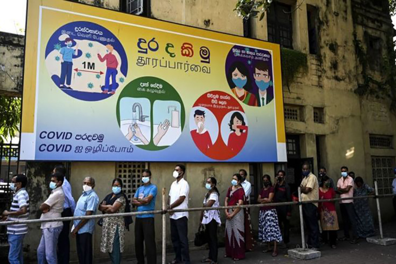 කොවිඩ් එන්නත සහ ඩෙල්ටා ප්‍රභේදය: ශ්‍රී ලංකාවට ඉදිරි සති දෙක තීරණාත්මකයි - මහාචාර්ය මලික් පීරිස්