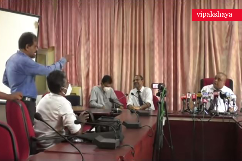 ගෝඨාභය නම නිසා වෛද්‍ය බෙල්ලන සහ මාධ්‍යවේදියකු ගැටෙයි (VIDEO)